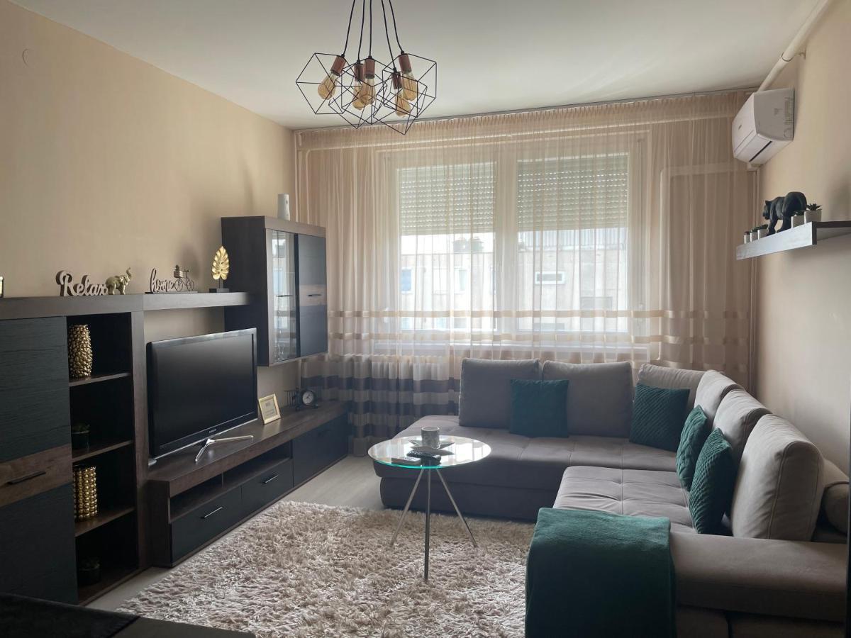 Bella Apartman Debrecen Exterior foto
